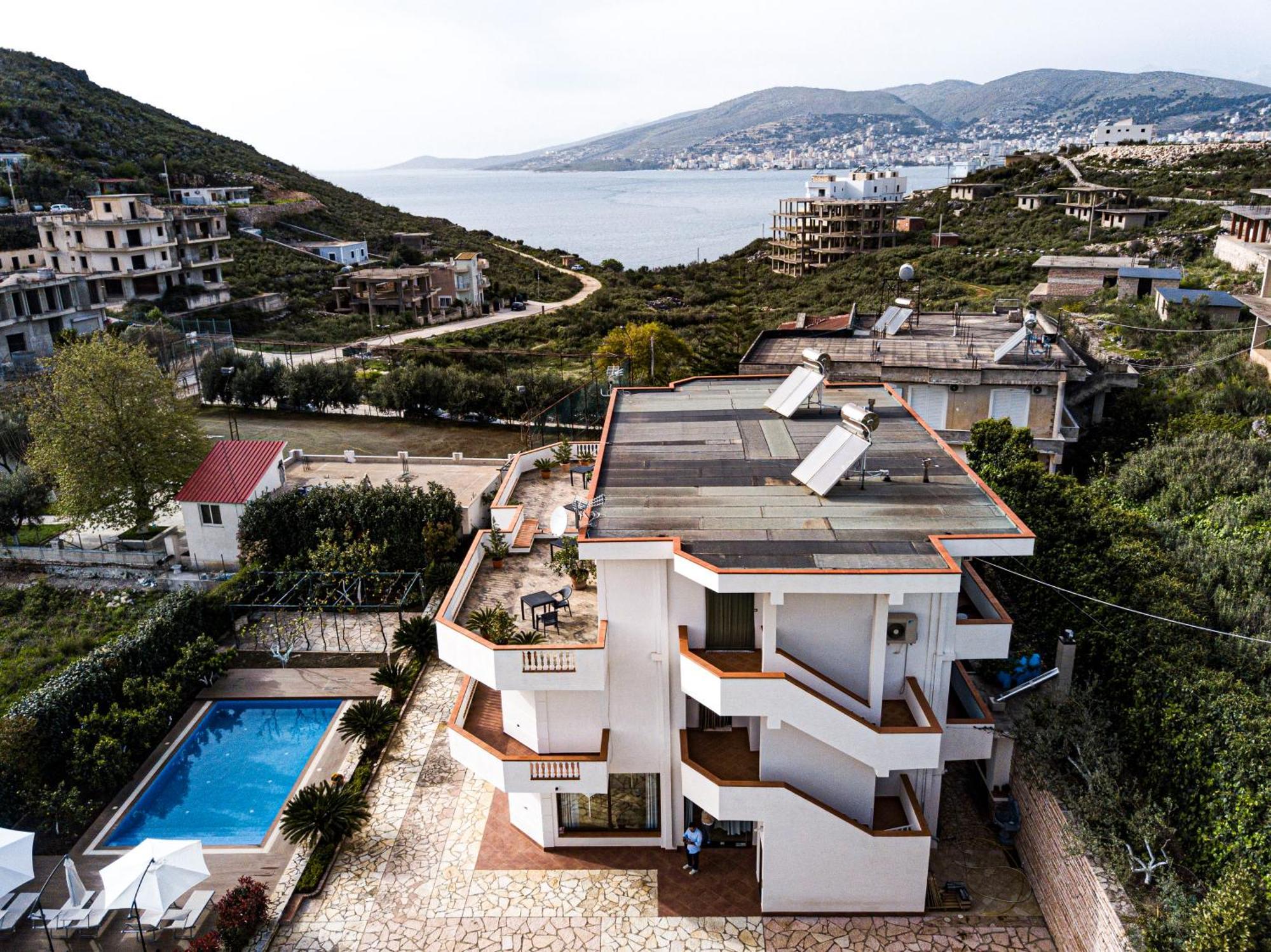 Villa La Quiete - Adults Only Cuke Dış mekan fotoğraf