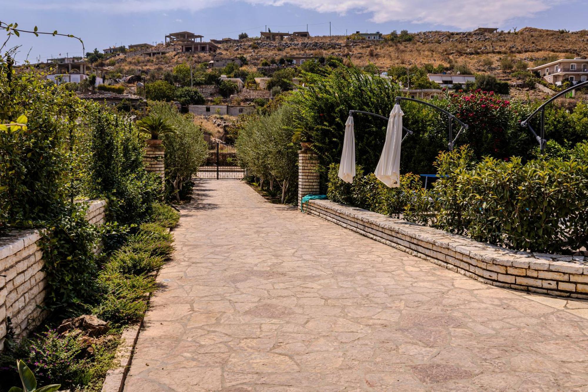 Villa La Quiete - Adults Only Cuke Dış mekan fotoğraf